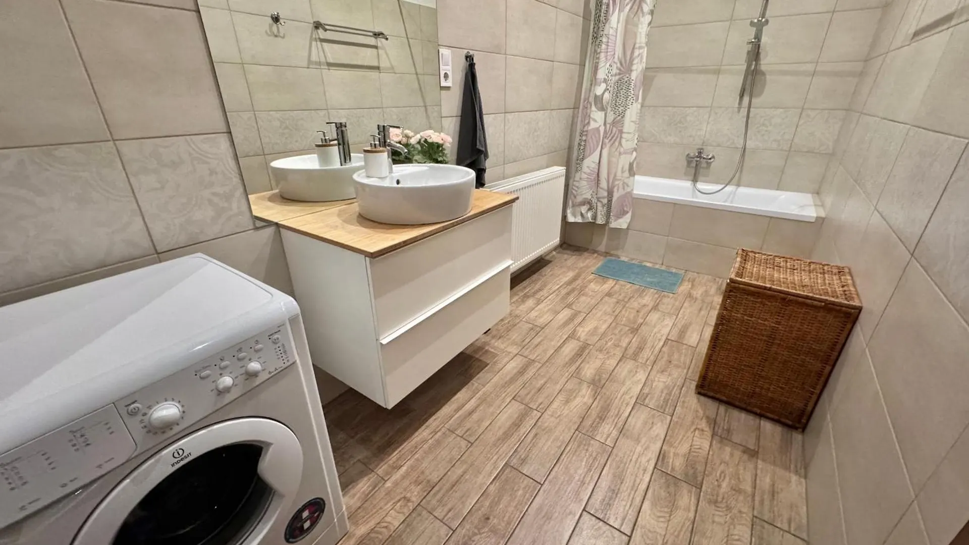 S6 - Apartment Promo Next To Gozsdu Garden Budapest
